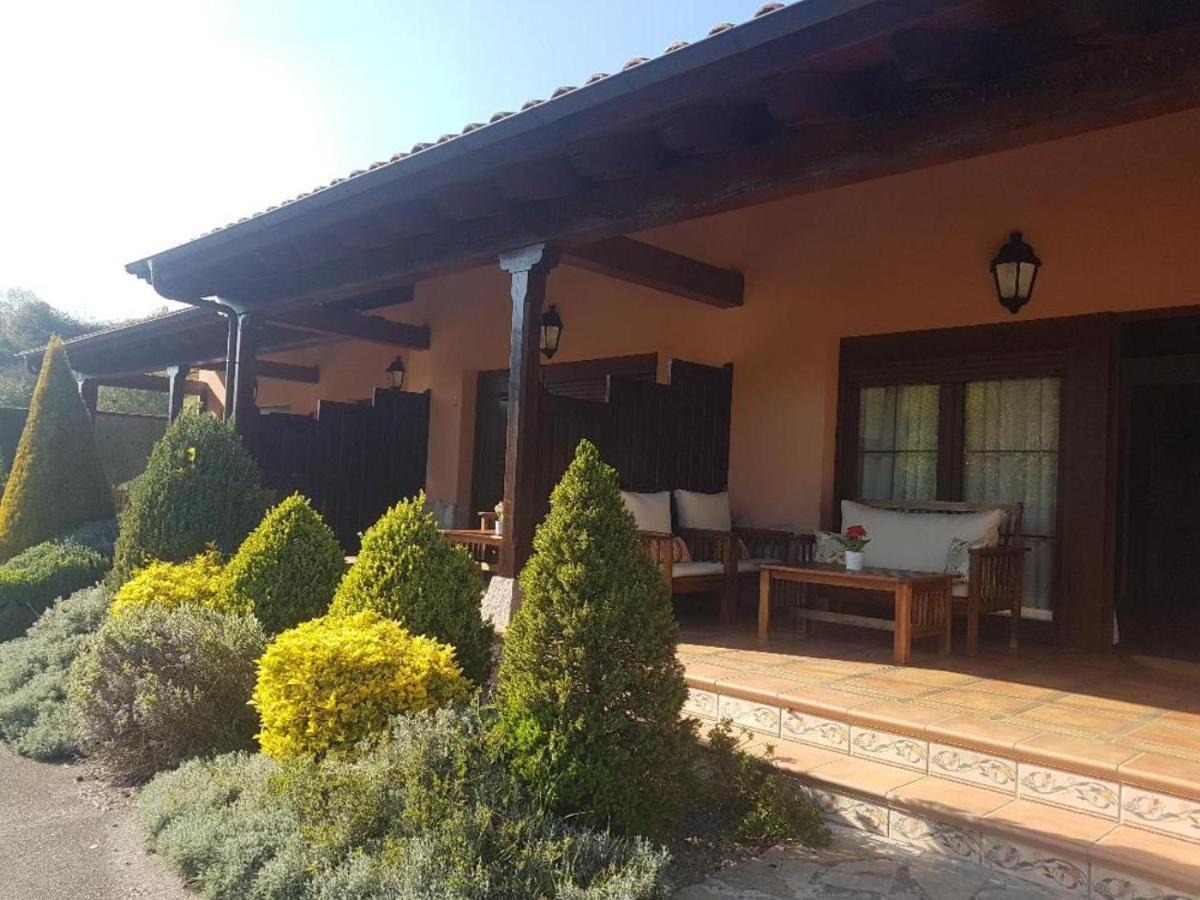 Apartamentos El Pedrayu Onís Esterno foto
