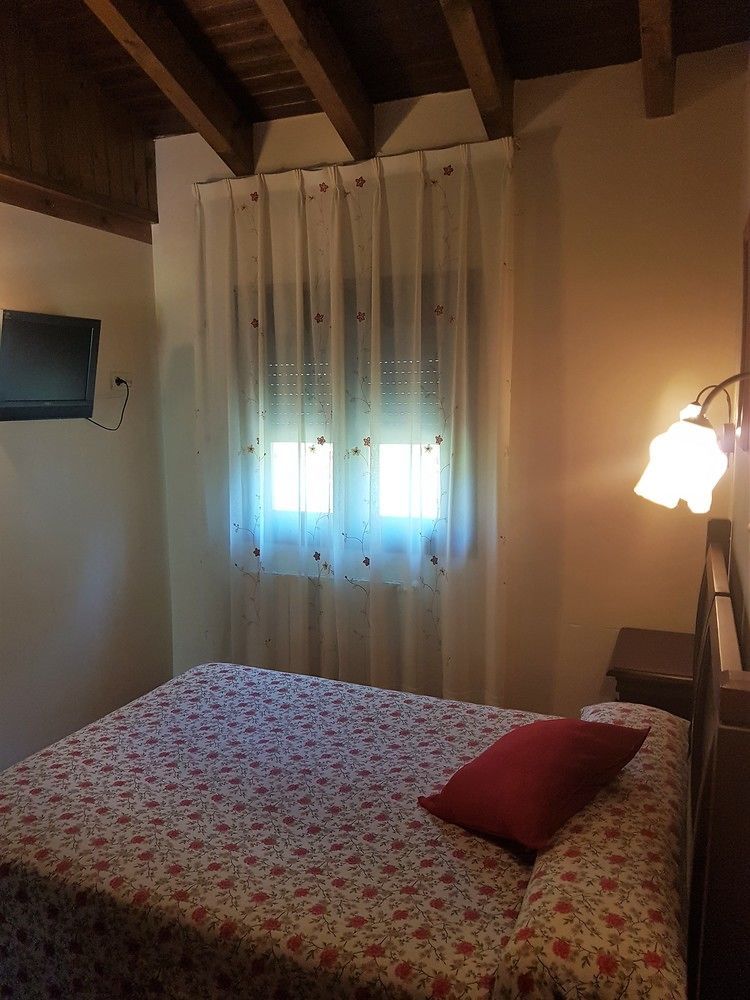 Apartamentos El Pedrayu Onís Esterno foto